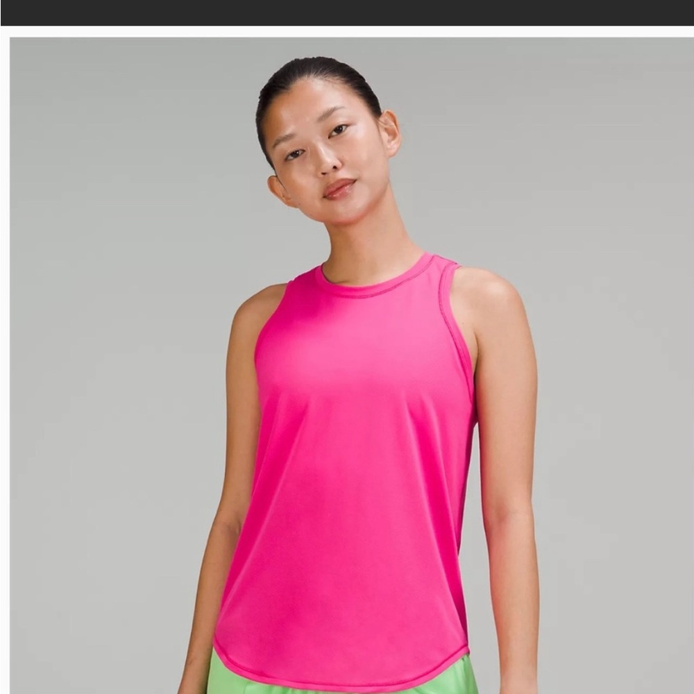 Lululemon High Neck Run and Train Top NWT**size 4, Sonic Pink!